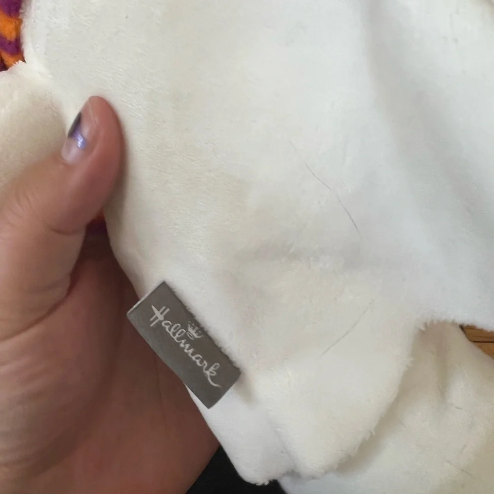 Hallmark Musical Trick 'n' Treat Ghost Stuffed Animal with Motion‎ 12.5 inches